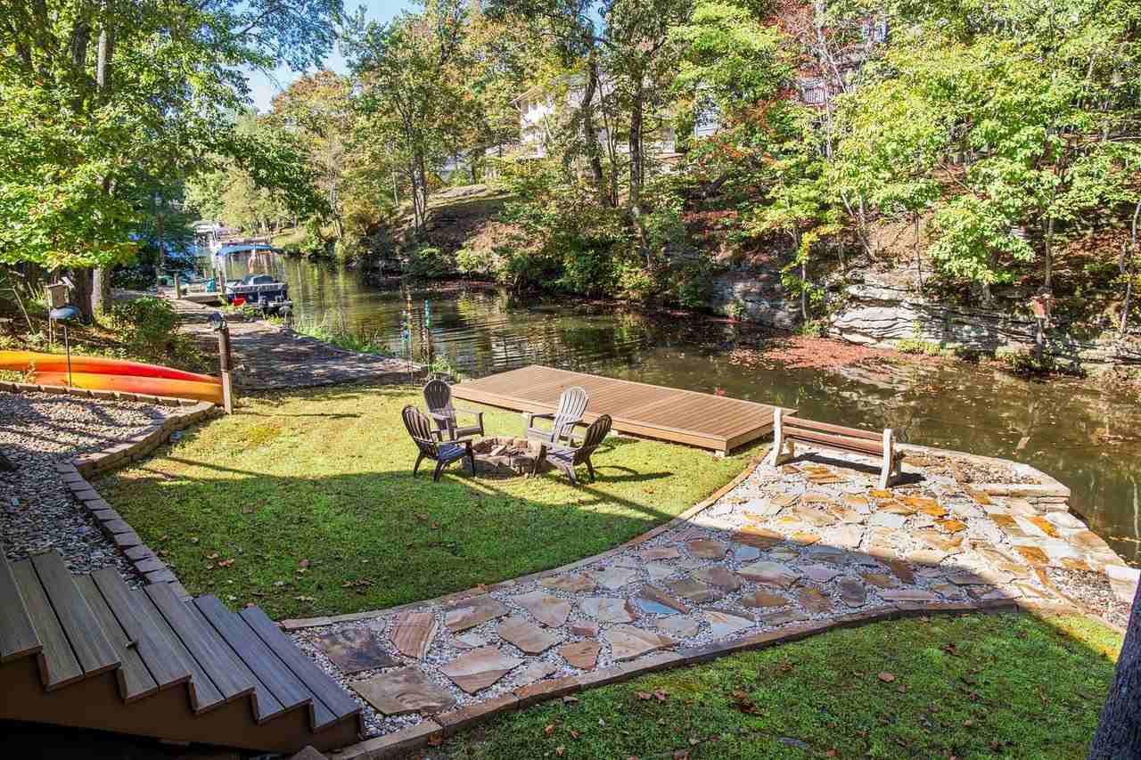 193 Meadowview Dr - Photo 2 of 31