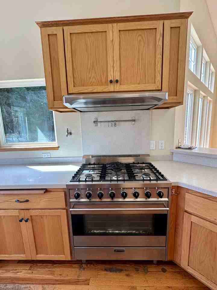 221 Russell Ln - Photo 7 of 44