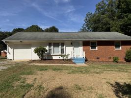 featured image of 118 W Dogwood Dr