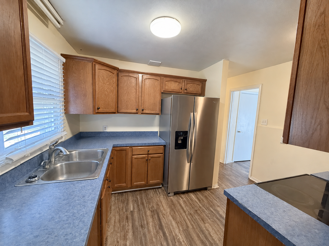 118 W Dogwood Dr - Photo 2 of 19