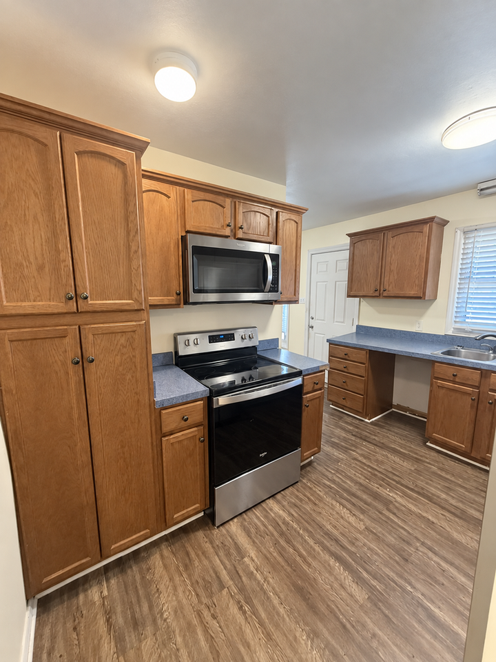 118 W Dogwood Dr - Photo 3 of 19