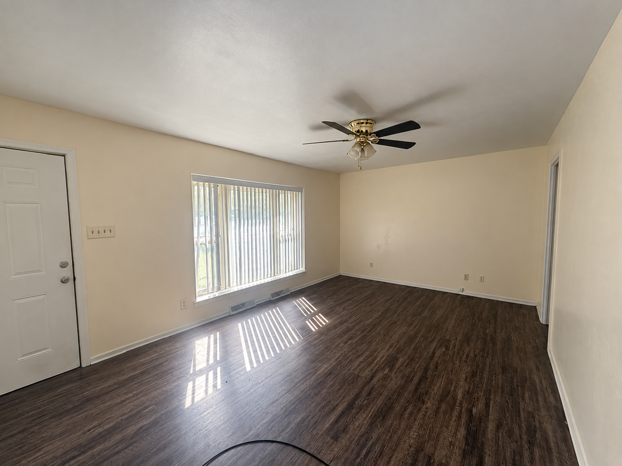 118 W Dogwood Dr - Photo 4 of 19