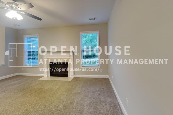 208 Northbrooke Ct - Photo 5 of 20