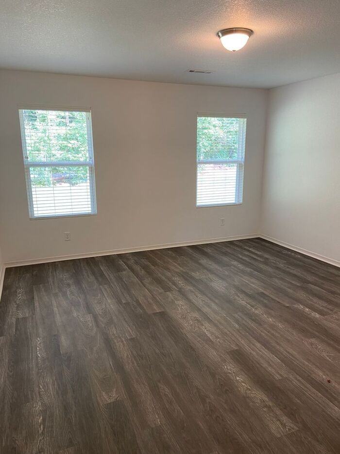 3264 Sidell Rd - Photo 7 of 18