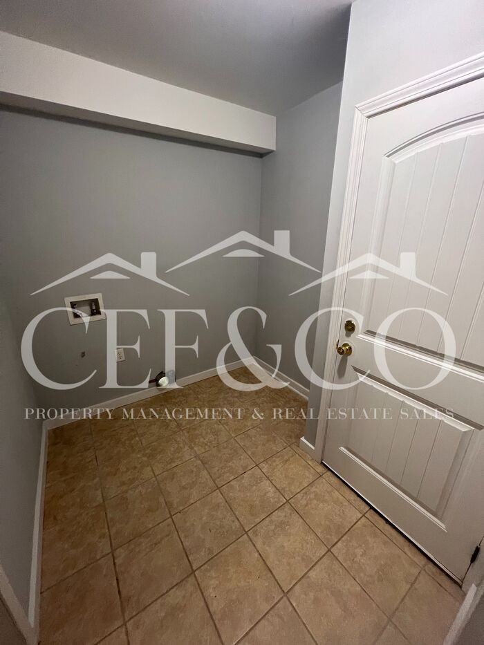 3554 Clifton Glendale Rd - Photo 5 of 12