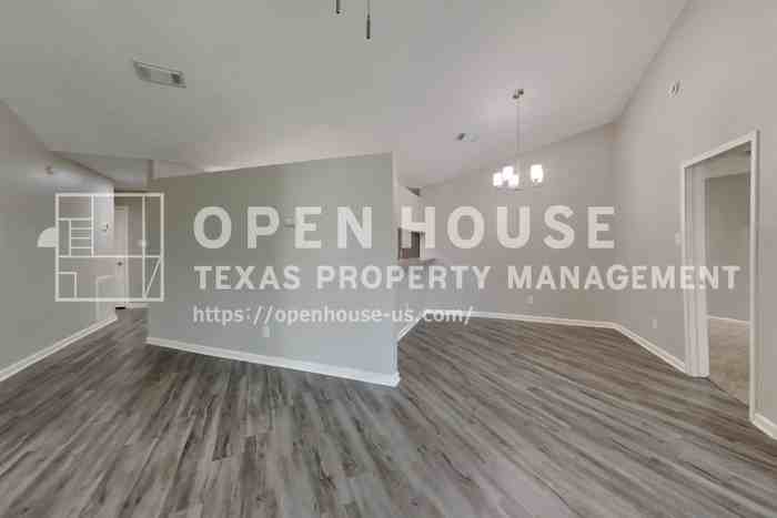 13102 Kingsmill Dr - Photo 5 of 20