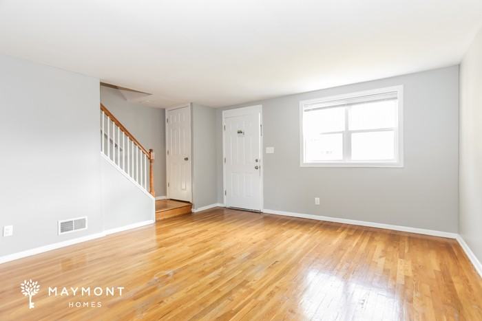 7805 Kavanagh Rd - Photo 2 of 14
