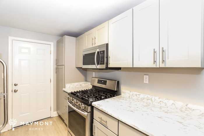 7805 Kavanagh Rd - Photo 4 of 14