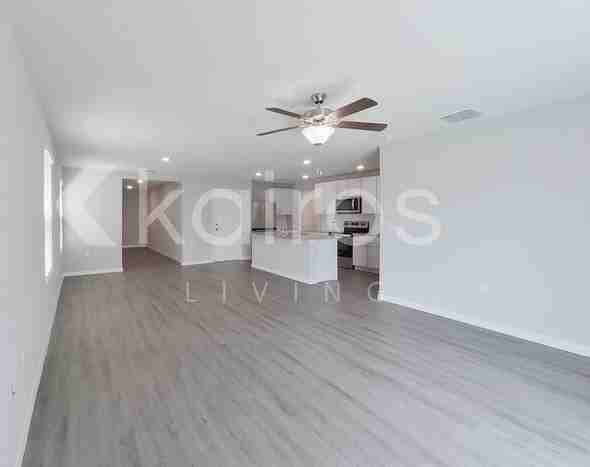 8641 Sw 43rd Ter - Photo 5 of 38