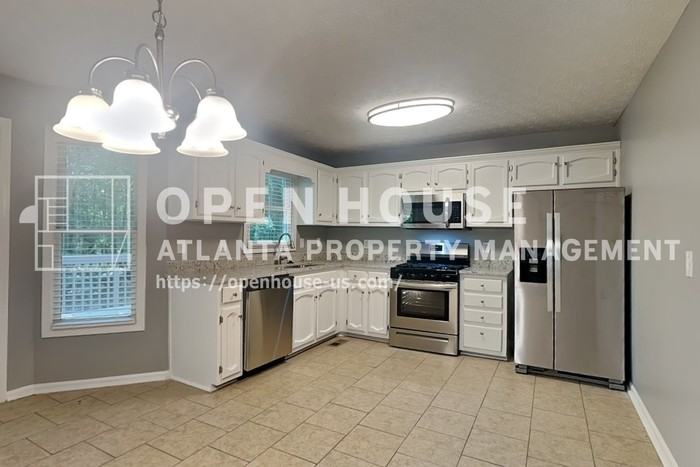 211 Mill Pointe Dr - Photo 6 of 22