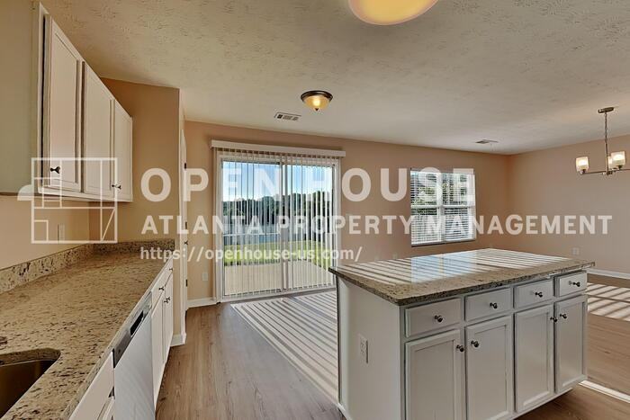 108 Silver Bow Ln - Photo 6 of 21