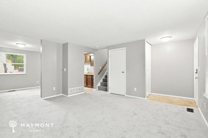 3068 Deepwood Dr - Photo 6 of 17