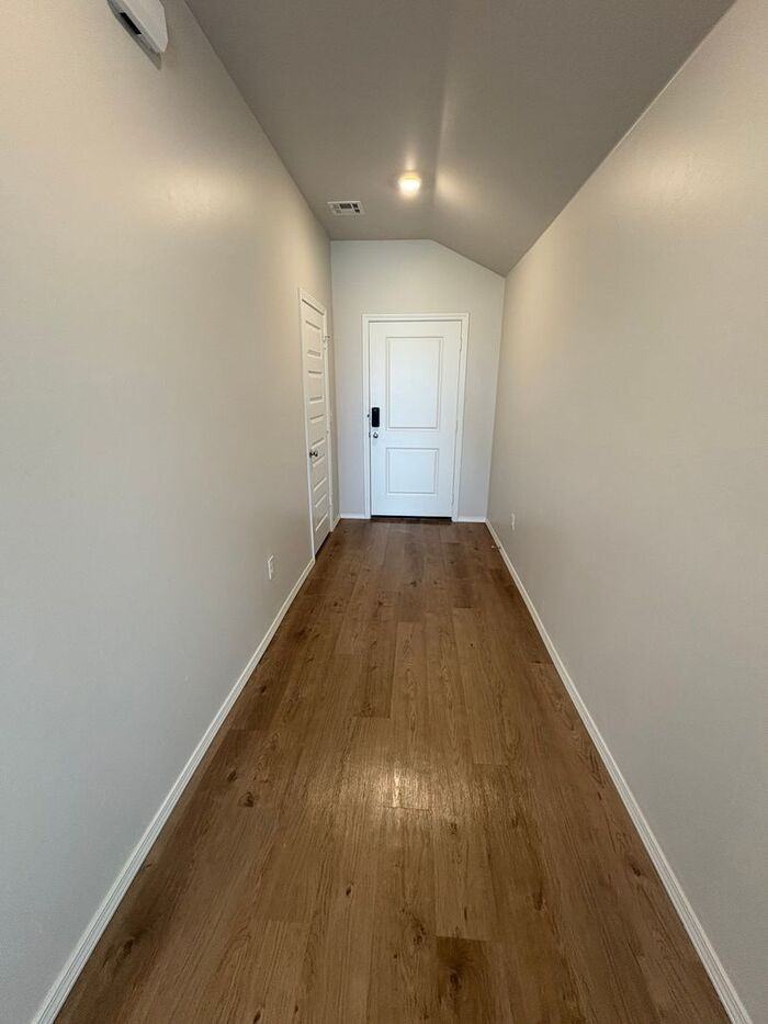 Nw 129th St - Photo 5 of 18