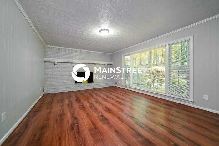 185 Derby Dr - Photo 5 of 14