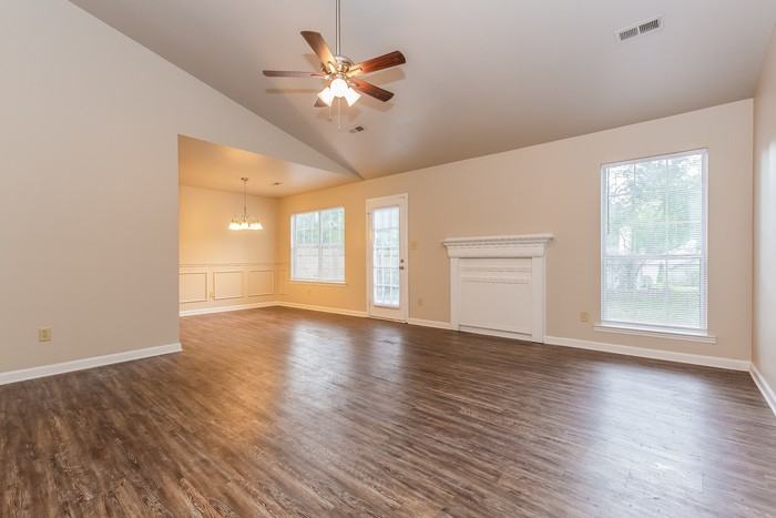 105 Indian Bluff Dr - Photo 2 of 10
