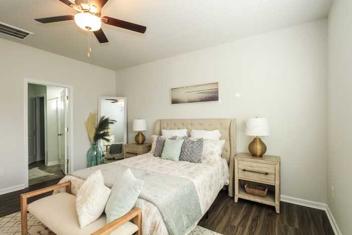 6415 Lovely Xing - Photo 7 of 12