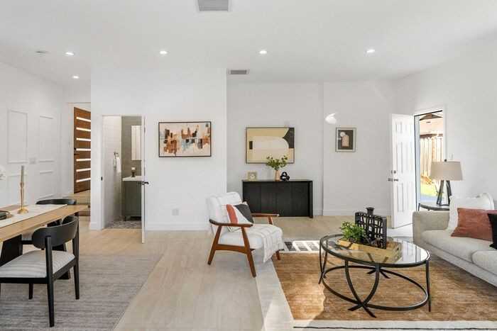 113 Donaldson Way - Photo 3 of 35