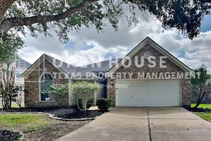 featured image of 2223 Ridgefield Park Ln