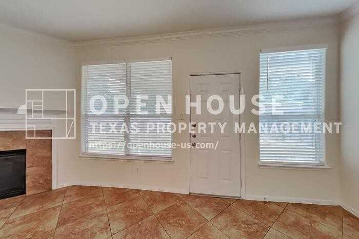 22207 Holly Branch Dr - Photo 5 of 22