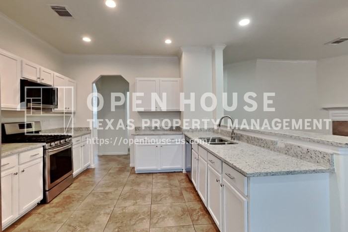 22207 Holly Branch Dr - Photo 6 of 22