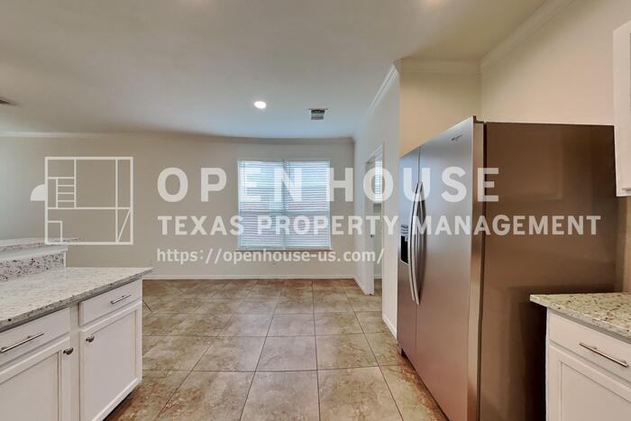 22207 Holly Branch Dr - Photo 7 of 22