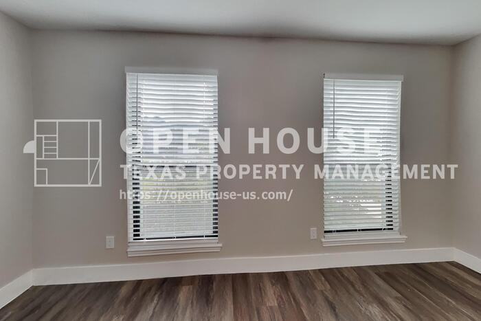 8510 Canyon Pine Dr - Photo 4 of 24