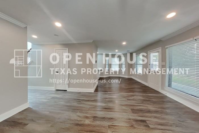 8510 Canyon Pine Dr - Photo 7 of 24