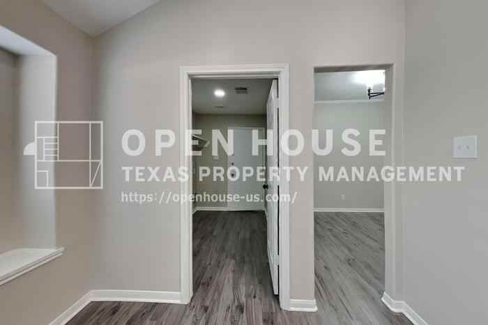 21510 Forest Colony Dr - Photo 5 of 20
