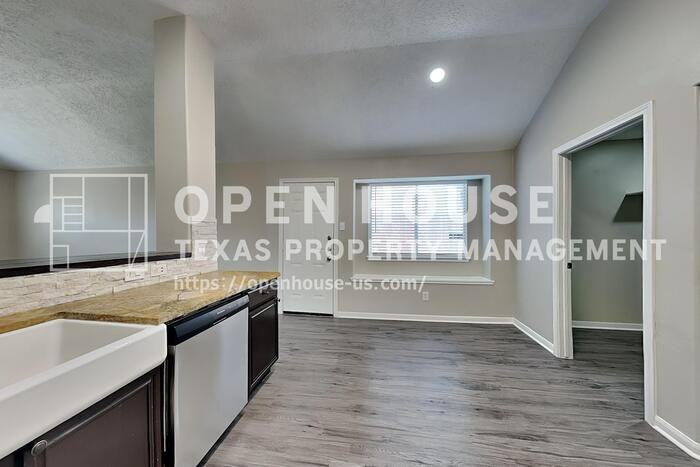 21510 Forest Colony Dr - Photo 6 of 20