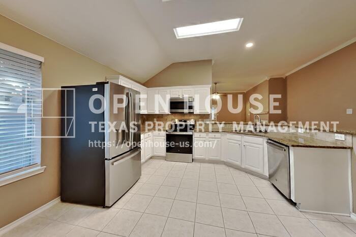16442 Redbud Berry Ln - Photo 6 of 23
