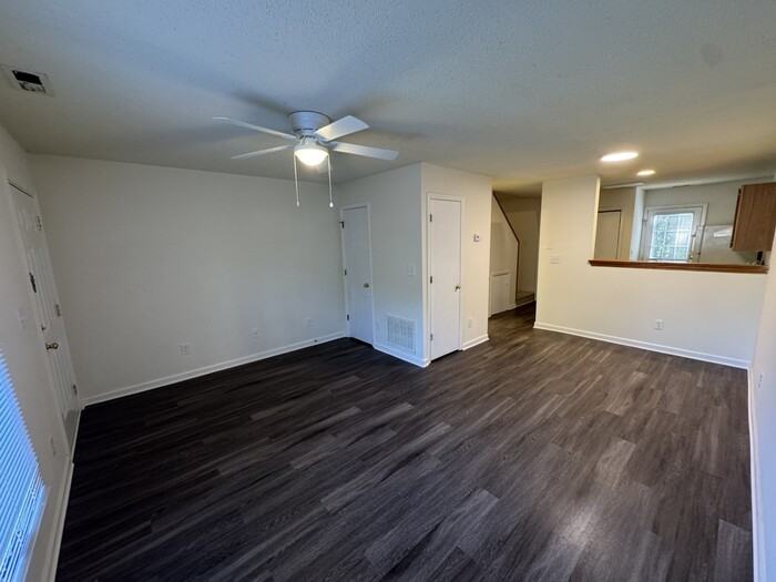 2902 Faversham Pl - Photo 3 of 20