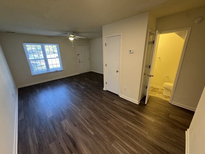 2902 Faversham Pl - Photo 4 of 20