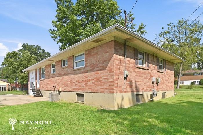 6869 Pasco Dr - Photo 3 of 3