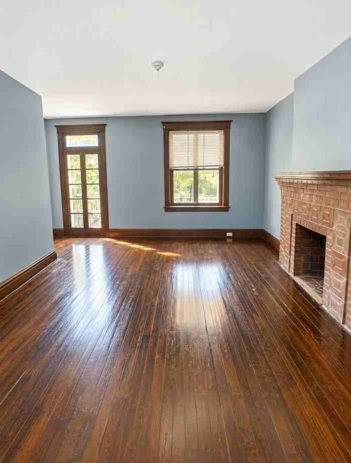 3411 Osage St #2F - Photo 2 of 5