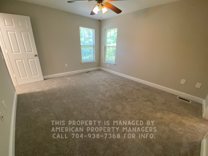 1176 Lombardi St - Photo 6 of 14