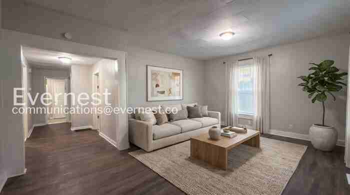 204 Highland St E - Photo 2 of 20