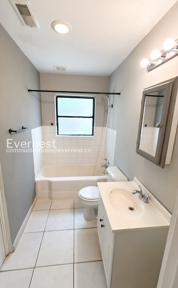 1527 Kirby Ave - Photo 6 of 14