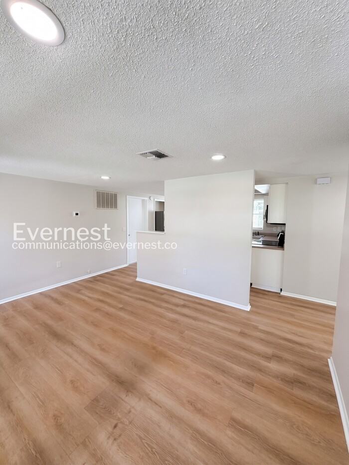 5023 Malus Dr - Photo 5 of 32
