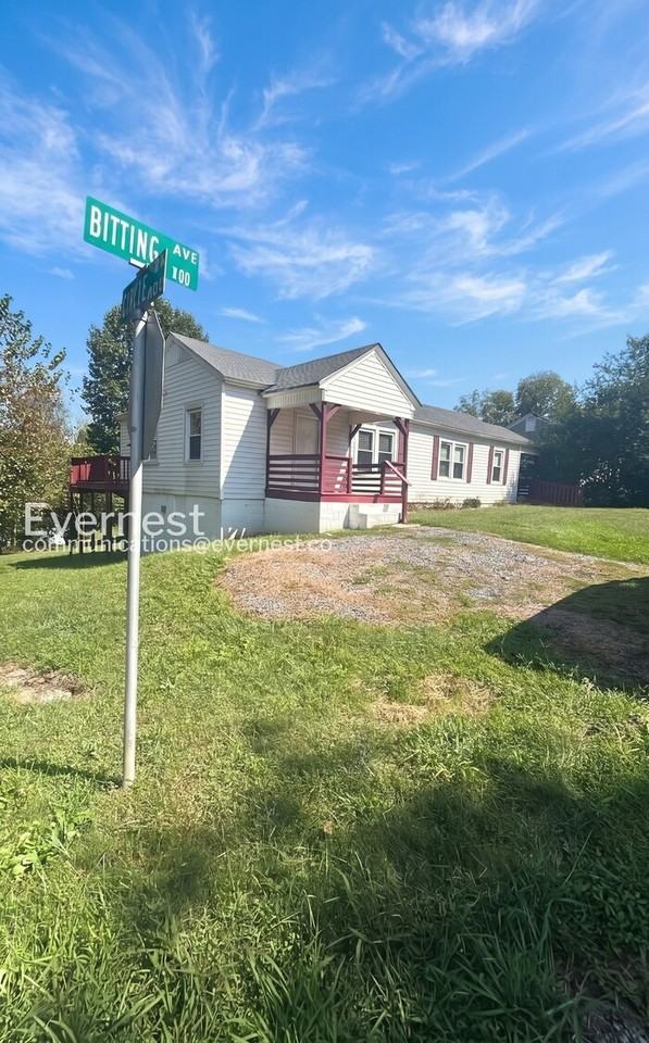 101 Bitting Ave #101 - Photo 2 of 19