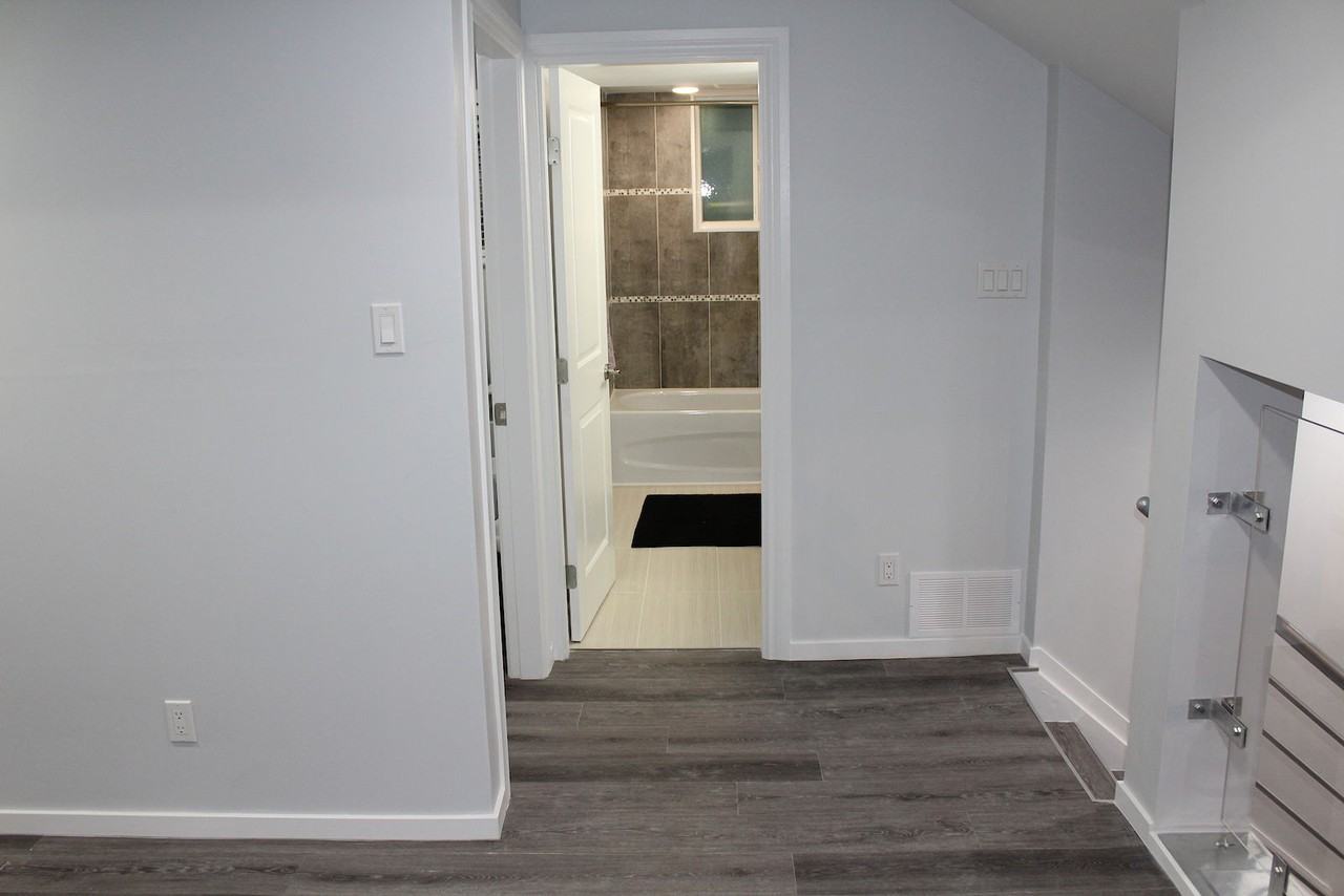 10807 Castle Downs Shopping Centre - Photo 5 of 17