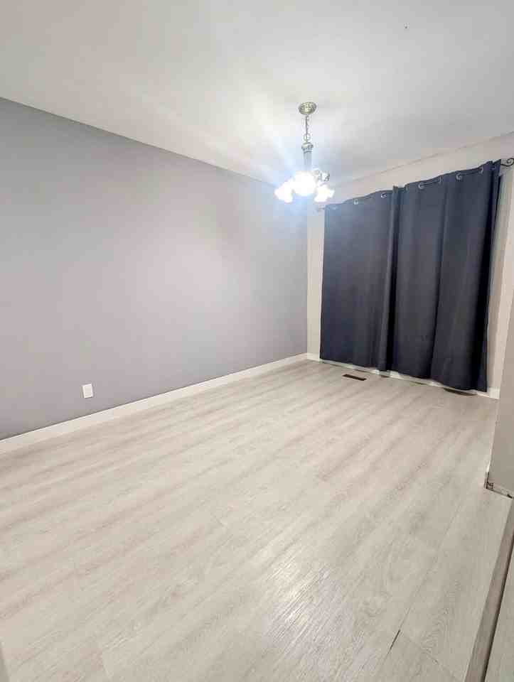 1429 39 St Sw - Photo 6 of 27
