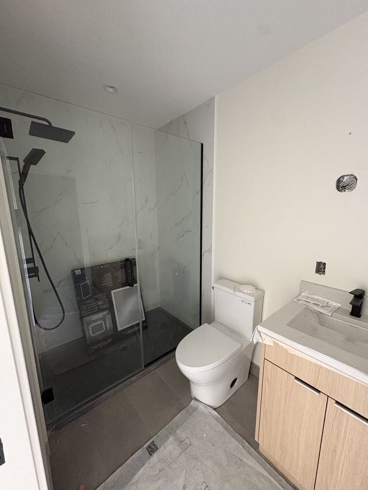 9007 92 St Nw - Photo 5 of 8