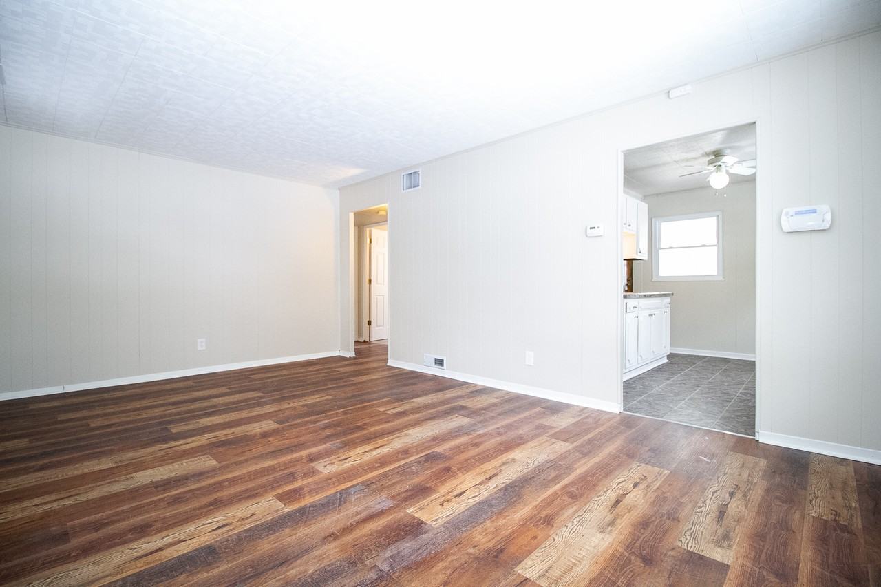 160 Eldred Ave #NA - Photo 3 of 24
