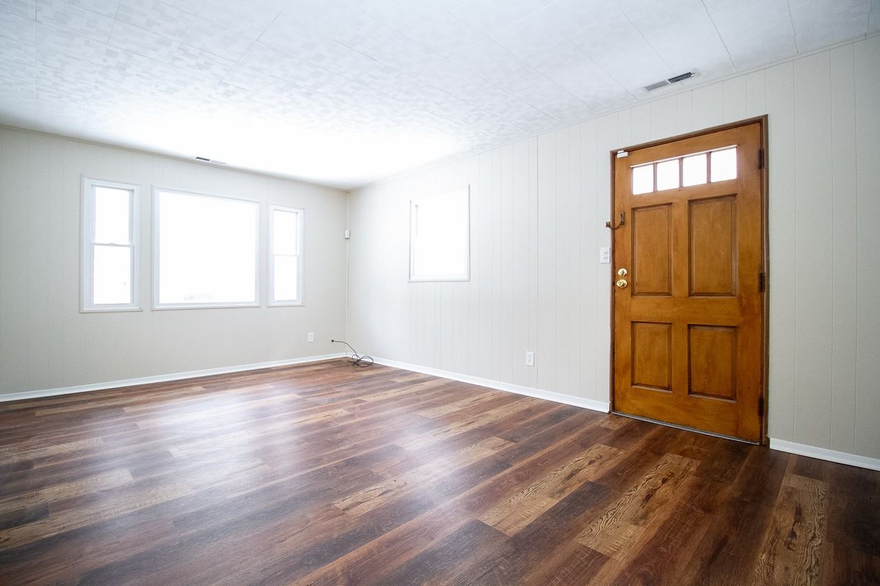 160 Eldred Ave #NA - Photo 5 of 24