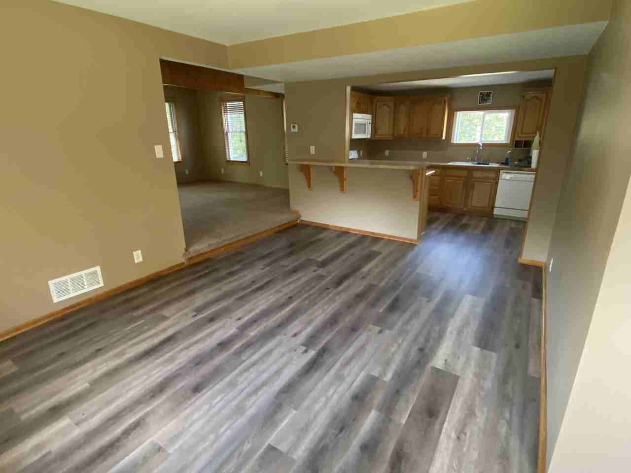 1221 Carnelian St N #NA - Photo 3 of 14
