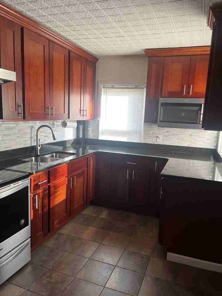 58 Lewis Ave #2 - Photo 5 of 19