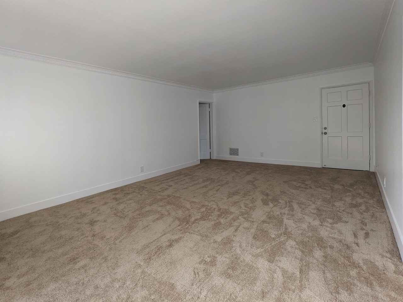 7665 Hollywood Blvd #15 - Photo 4 of 23