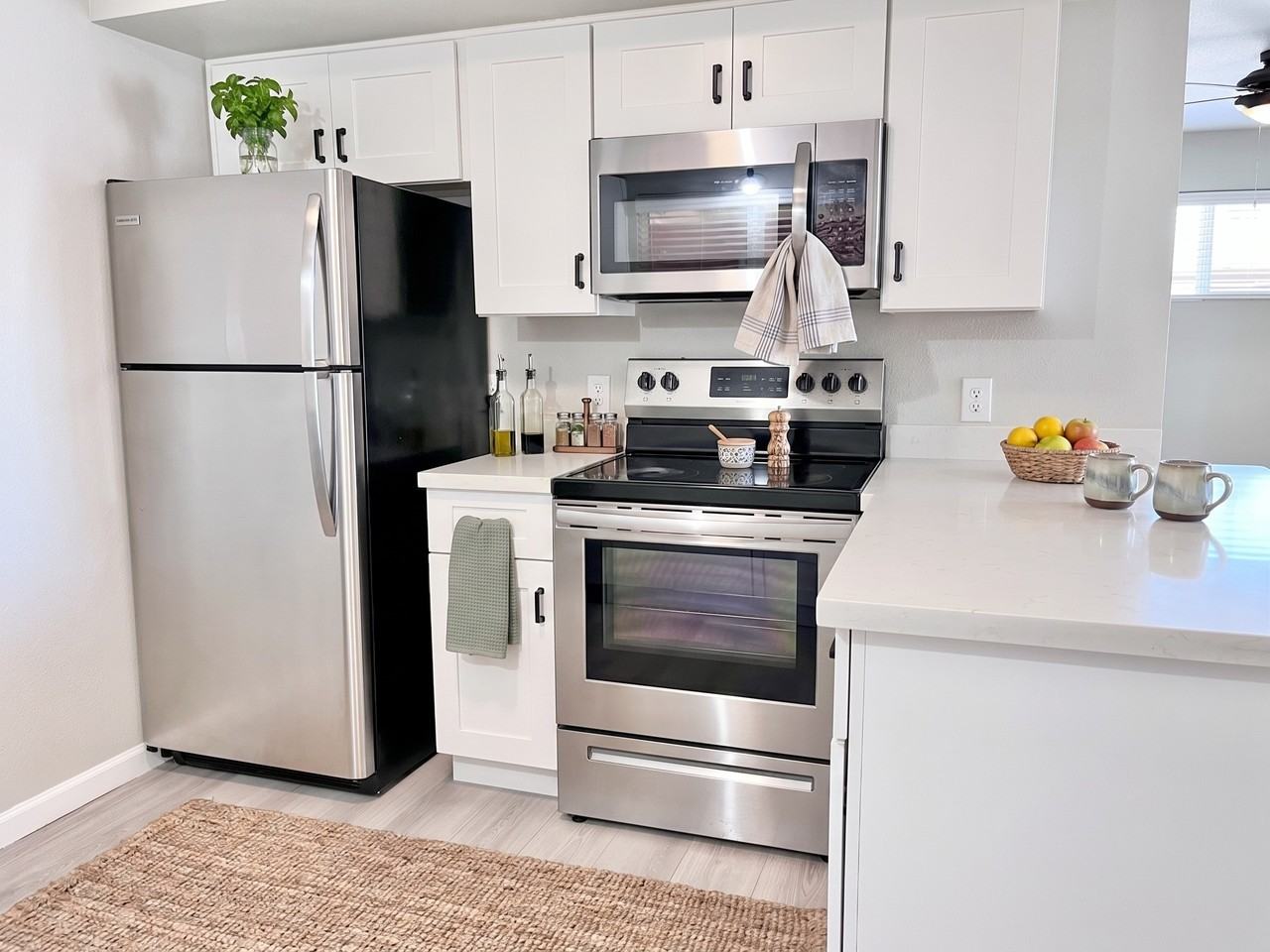 3008 N 39th St #3 - Photo 7 of 29
