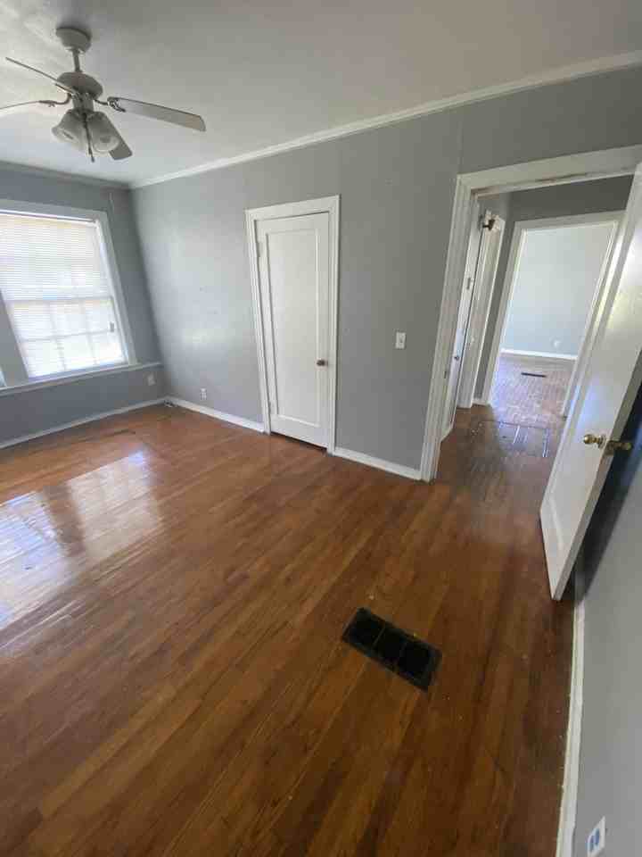 152 E Wichita St - Photo 3 of 10