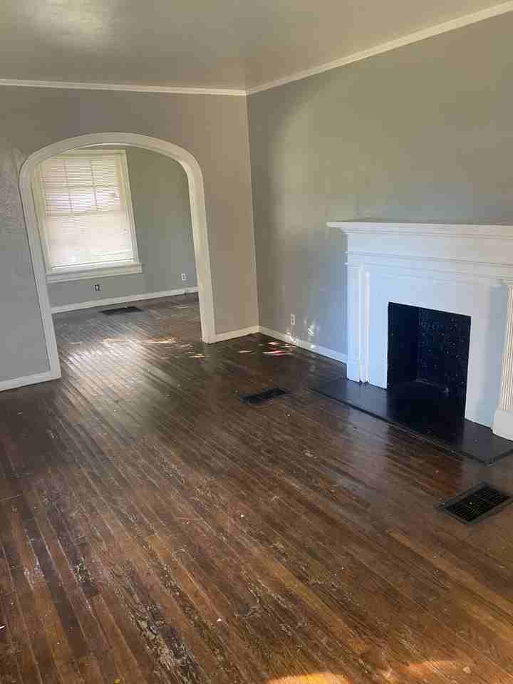 152 E Wichita St - Photo 5 of 10